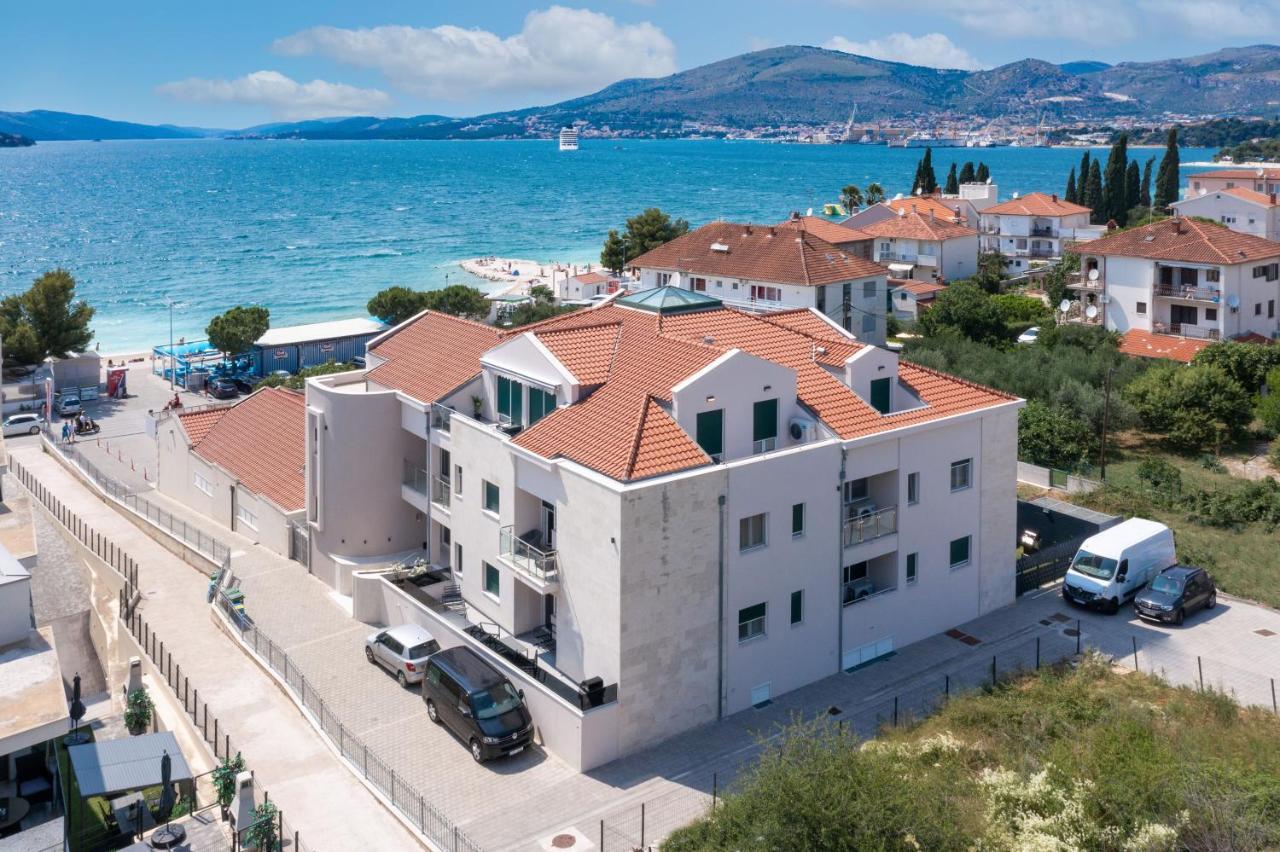 Apartments Ocrux Trogir Exterior foto