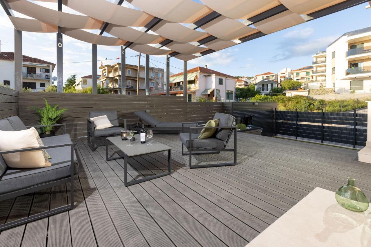 Apartments Ocrux Trogir Exterior foto